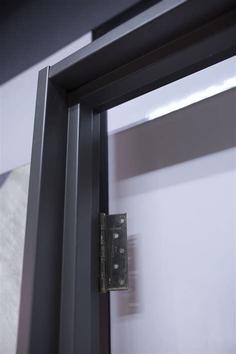 metal frame door